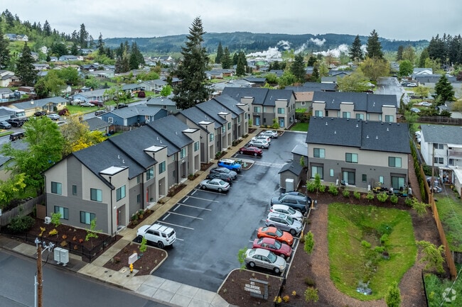 Alternate - Holbrook Townhomes