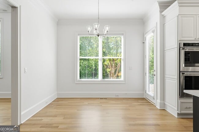 Building Photo - 6740 Castleton Dr NW