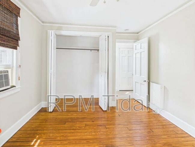 Building Photo - 217 Palen Ave