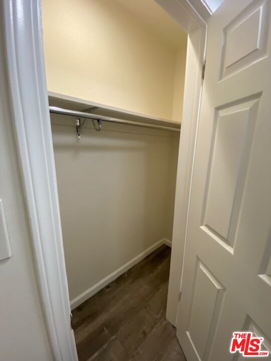 Building Photo - 7045 Hawthorn Ave