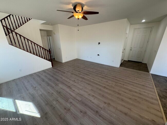 Building Photo - 7709 S 63rd Dr