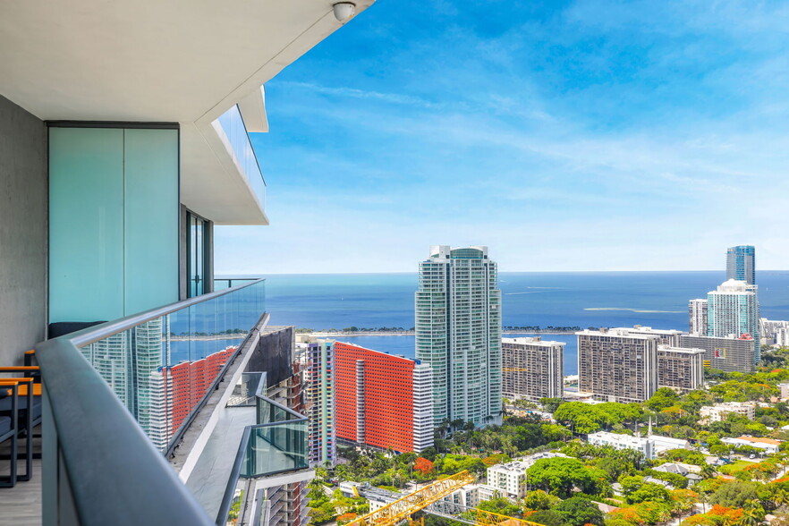 Building Photo - 1300 S Miami Ave