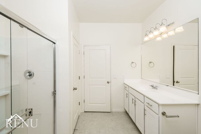 Building Photo - 35579 W San Capistrano Ave