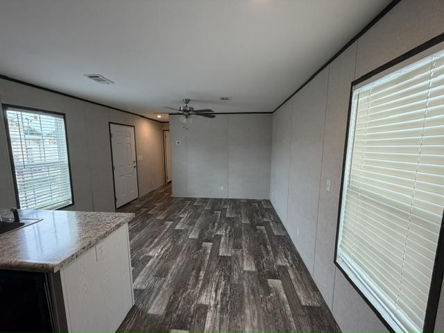 Building Photo - 157 Lakeside Garden Cir