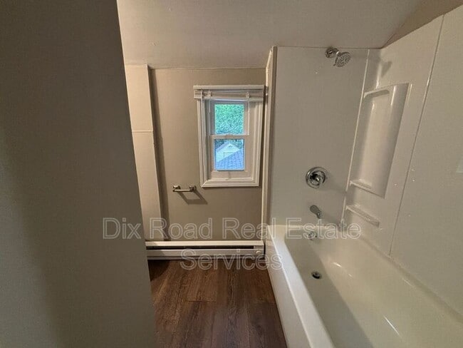 Building Photo - 3018 Tytus Ave