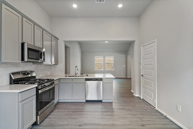 Building Photo - 8431 Moonlight Bay Cir