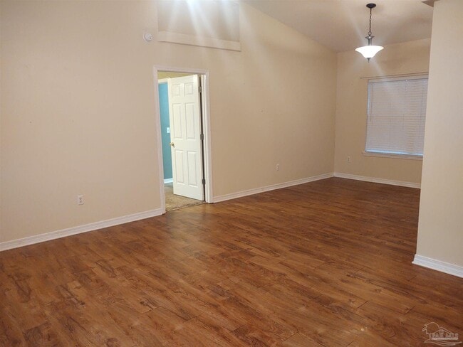 Building Photo - 5268 Deerfoot Ln