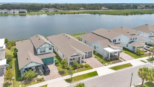 Building Photo - 13589 McMillan Dr