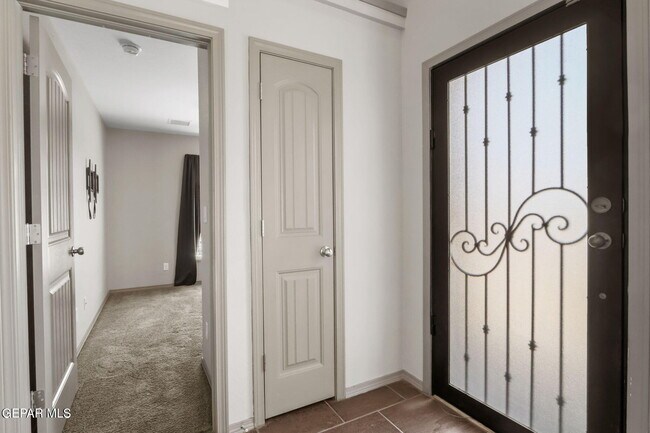 Building Photo - 4828 Guillermo Espinoza St