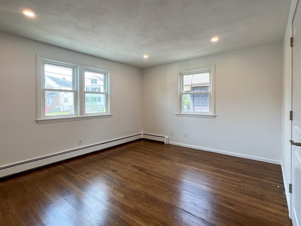 Building Photo - 22 Chandler St