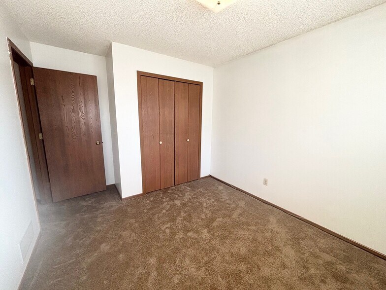 Building Photo - 6269 Magda Dr