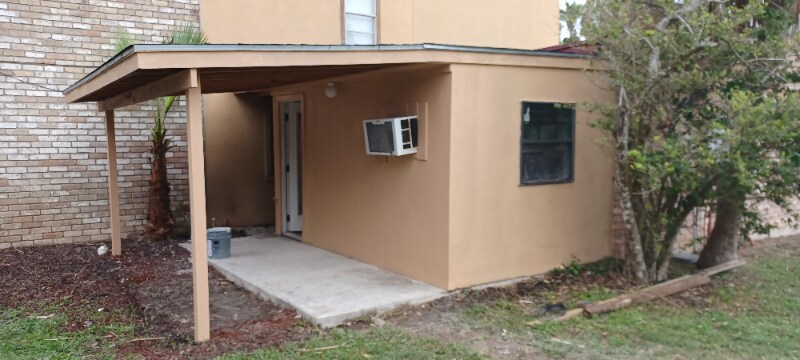 Building Photo - 301 Bolivar Ave