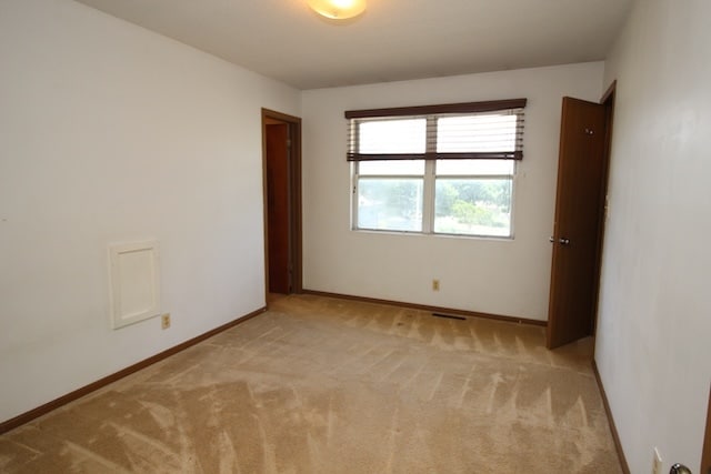 Building Photo - 924 W Belmont-