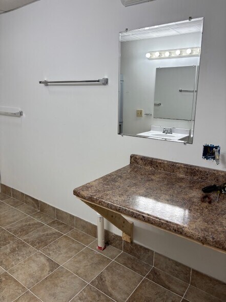 Down stairs Bath - 222 Main St