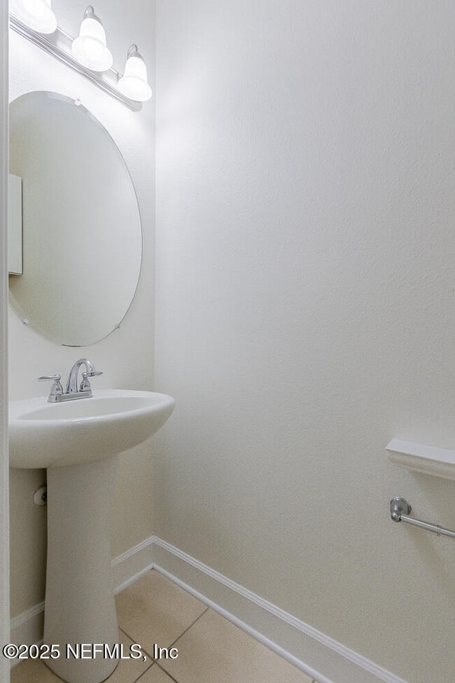 Building Photo - 4599 Plantation Oaks Blvd