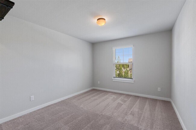 Building Photo - 501 Silkworm Way