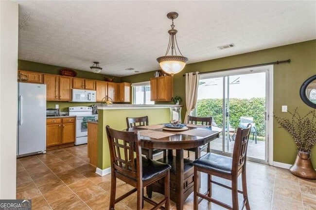 Building Photo - 3930 Cutler Donahoe Way