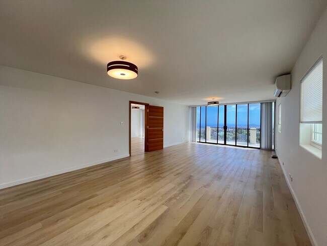 Building Photo - Waialae Iki | Nearly 5,000 Sq. Ft. with Breathtaking Ocean Views