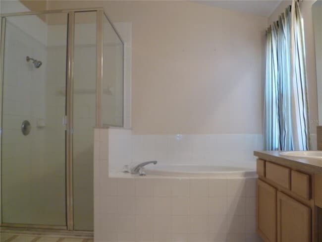 Building Photo - 6936 Cohasset Cir