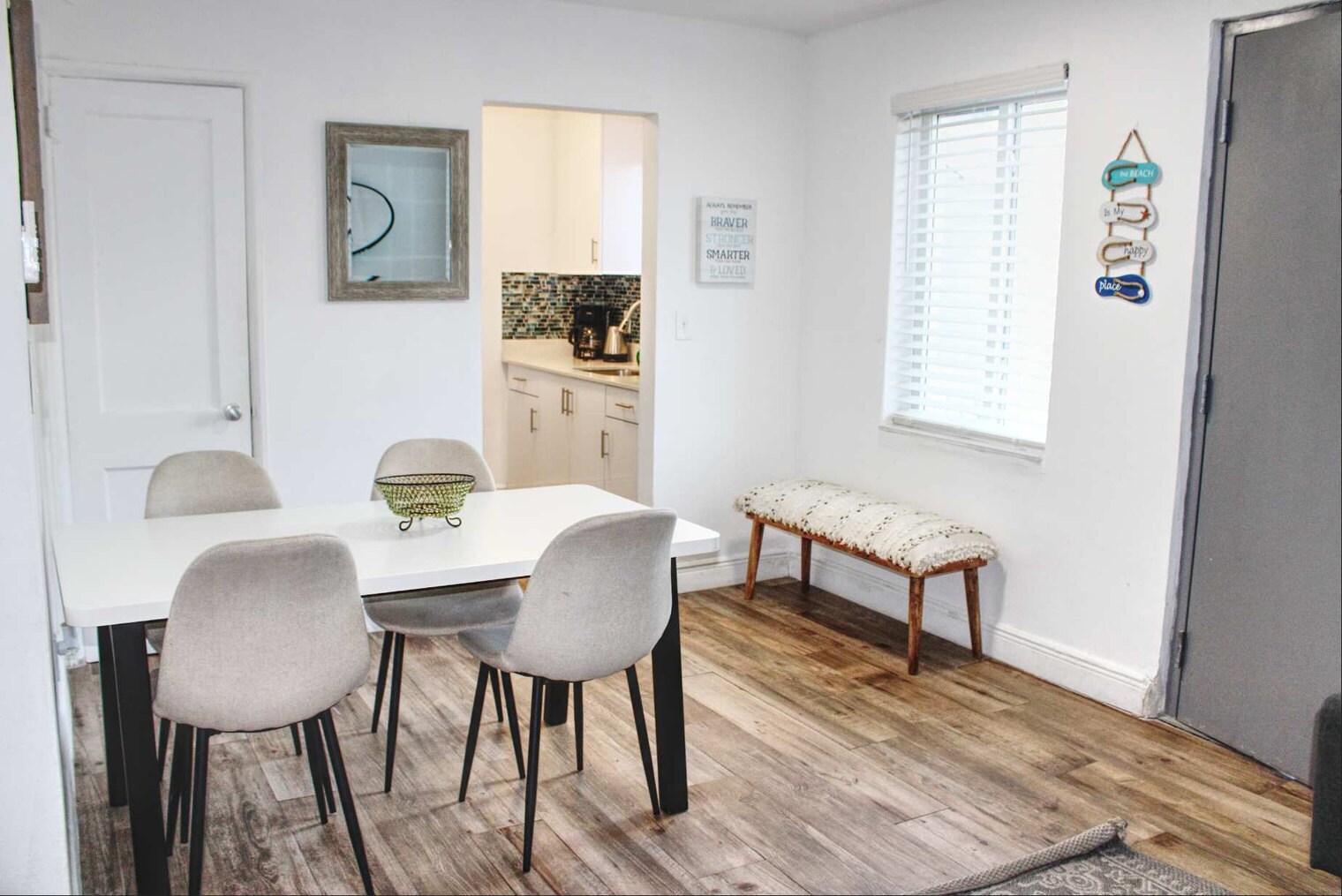 Building Photo - 329 Madison St