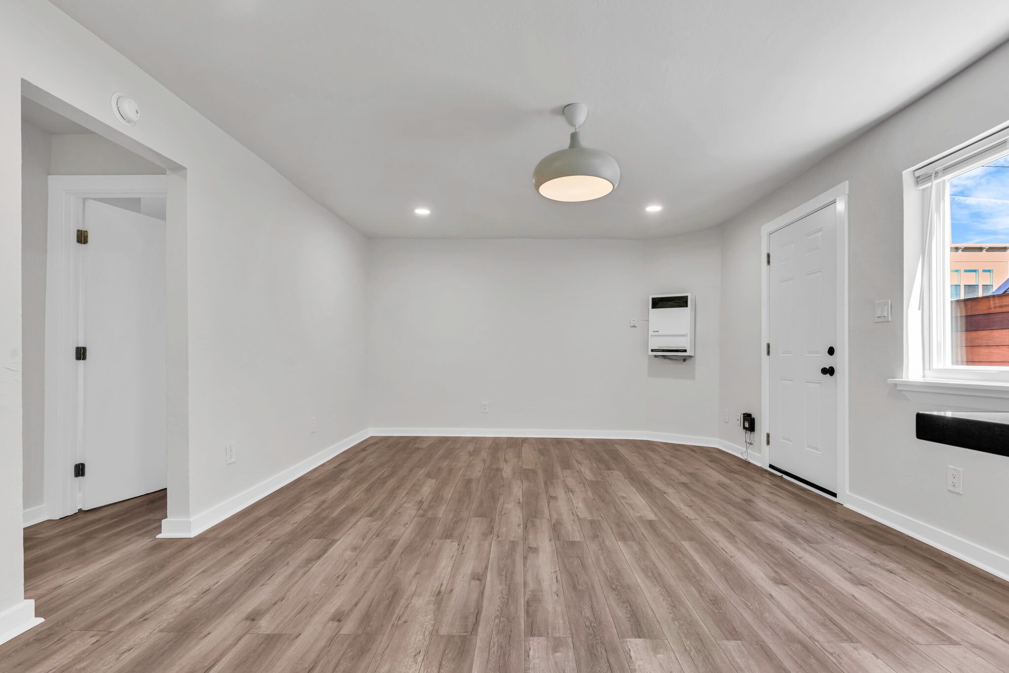 Building Photo - 1423 11th St