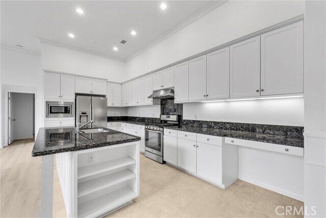 Building Photo - 23 Mayfair