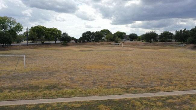 Building Photo - 133 Rush Haven