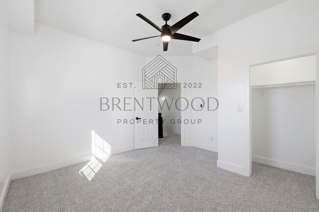 Building Photo - Fully Renovated 4bed, 3bath Home with Fenced In Yard