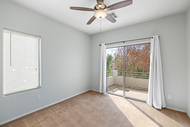 Building Photo - 18813 E Arrowhead Trail