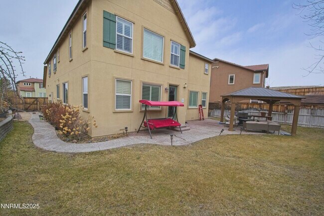 Building Photo - 4920 High Pass Dr