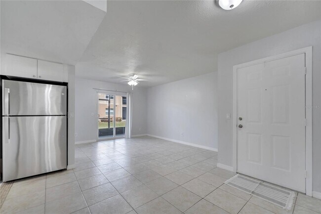 Building Photo - 9942 Turf Way