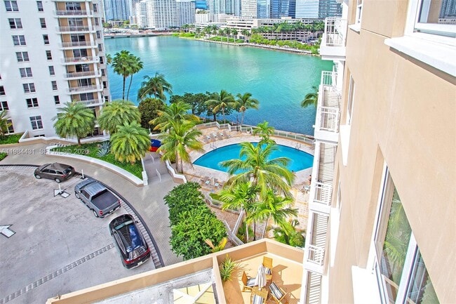 Building Photo - 801 Brickell Key Blvd