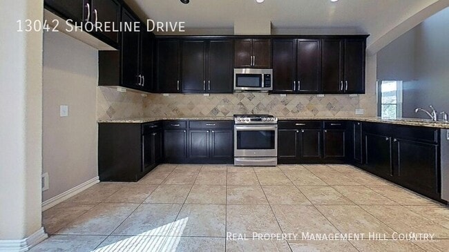 Building Photo - 13042 Shoreline Dr
