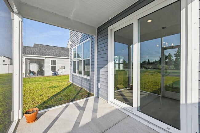 Building Photo - 104 Hawthorne Landing Dr