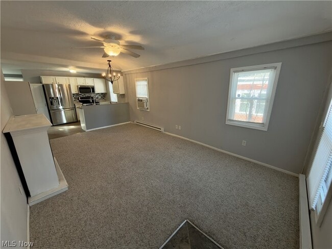 Building Photo - 142 1/2 Beaver Ct