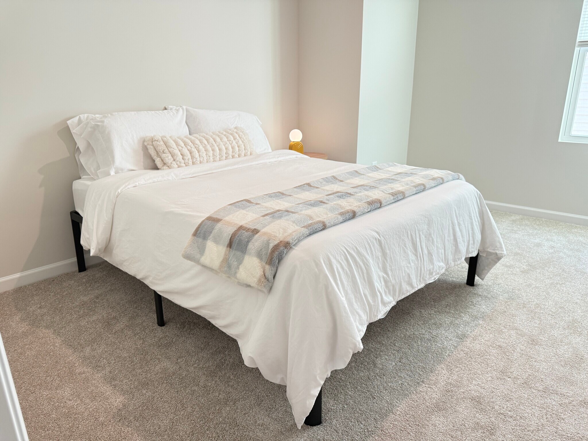 Building Photo - 122 Grove Hill Ter