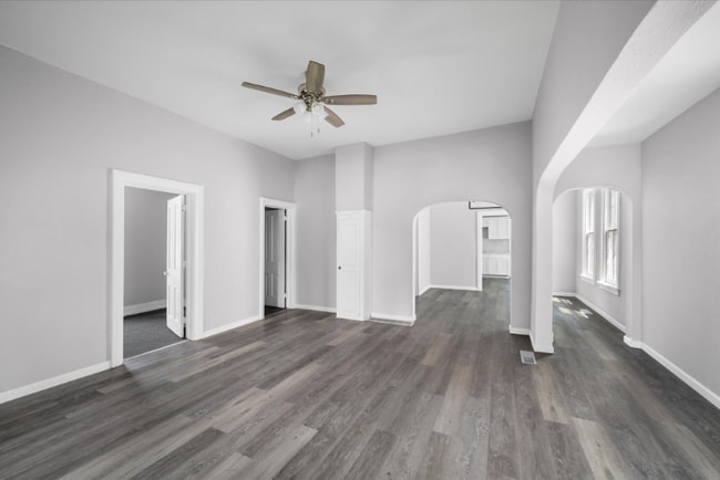 Building Photo - 416 Colburn St