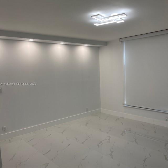 Building Photo - 3530 Mystic Pointe Dr