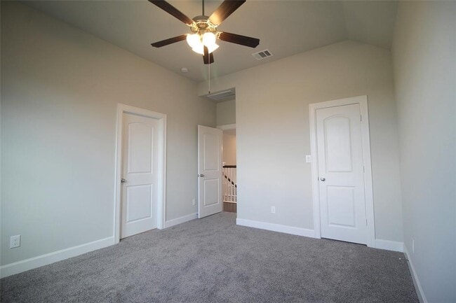 Building Photo - 11917 Oakmont Valley Trace