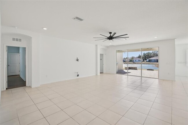 Building Photo - 10747 Laxer Cay Loop