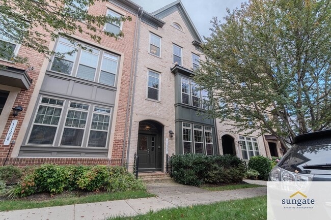 Primary Photo - 11227 Terrace Ln