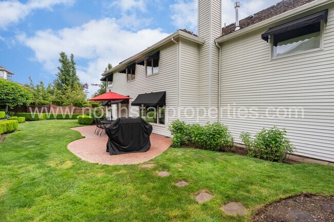 Building Photo - 16754 Quail Ct