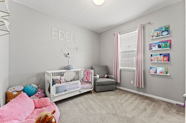 Building Photo - Serenity in Green Cove Springs!