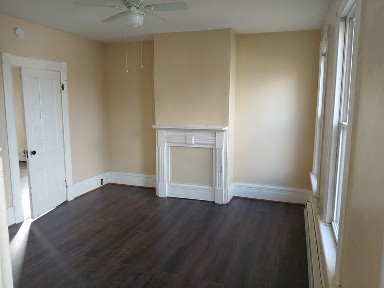 Master bed room - 139 N Clinton St