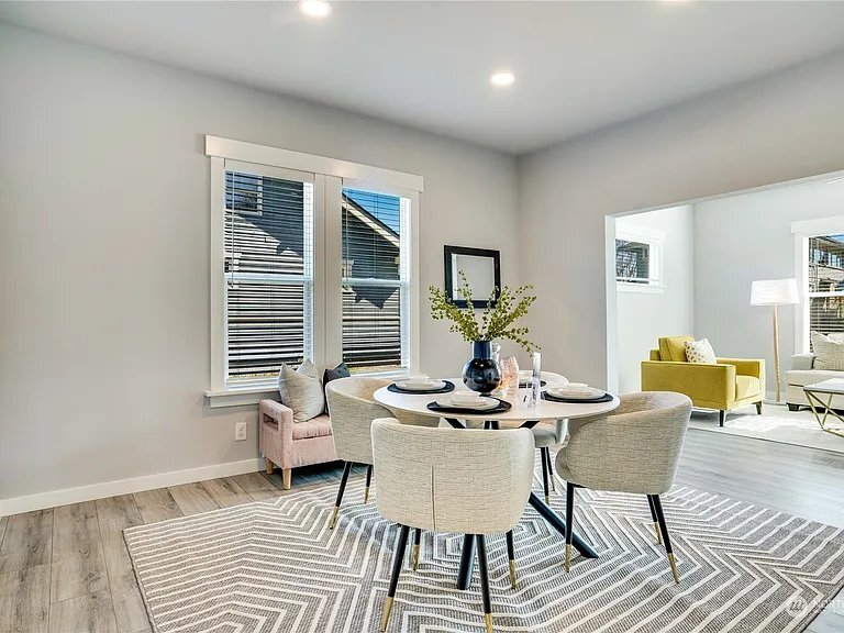 Building Photo - 640 N Anderson St