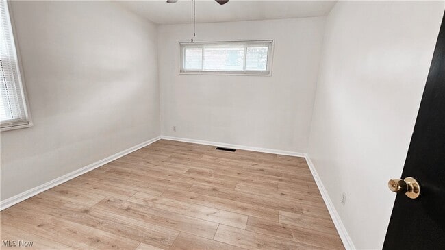 Building Photo - 3900 Wetzel Ave