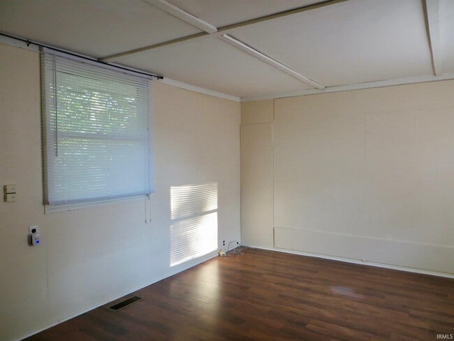 Building Photo - 100 N Bryan Ave