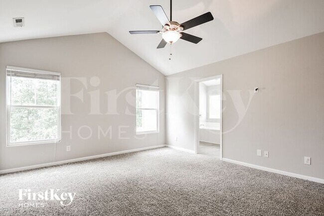 Building Photo - 7496 Northgate Dr