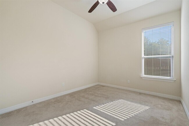 Building Photo - 8704 Old Corral Cove