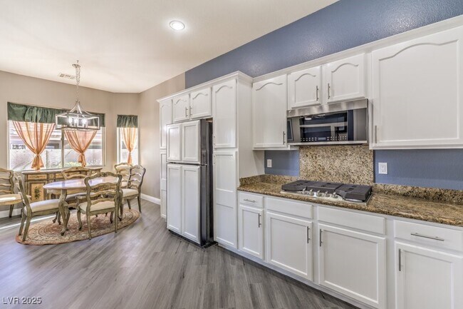 Building Photo - 10575 Regal Stallion Ave